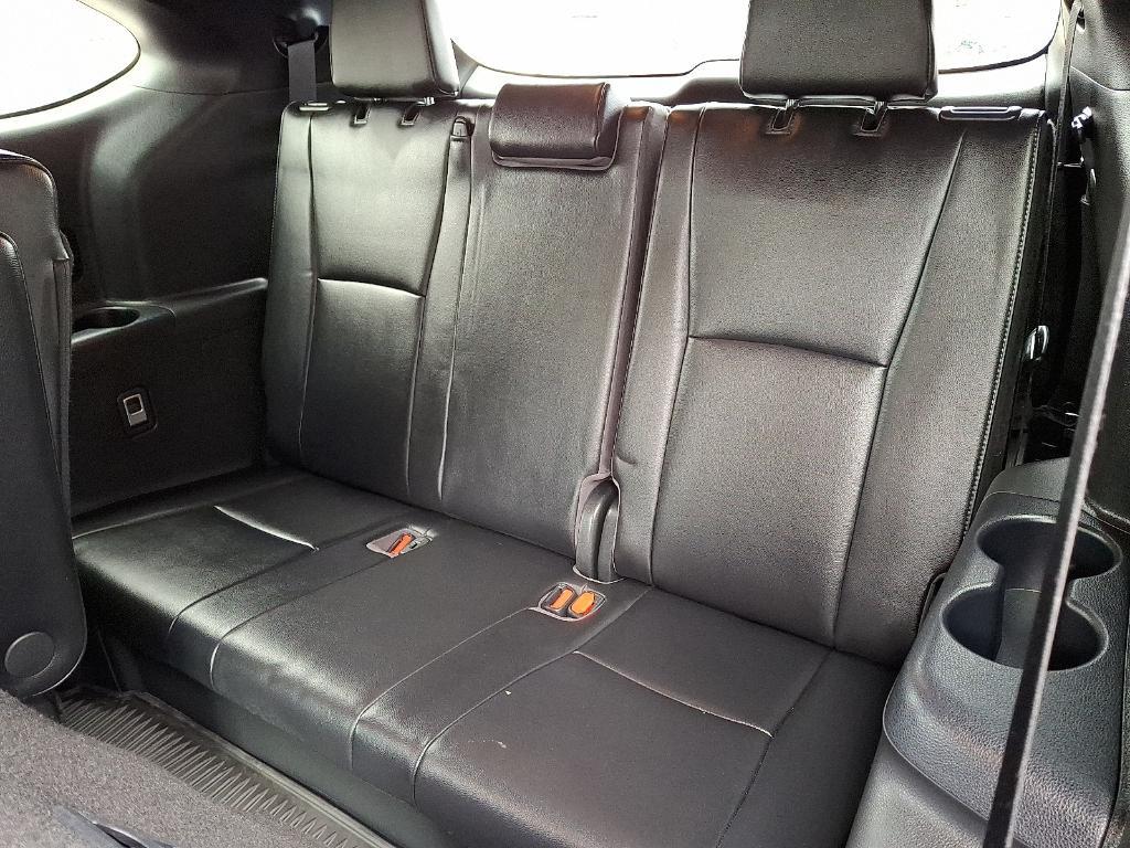 used 2023 Toyota Highlander car, priced at $40,418