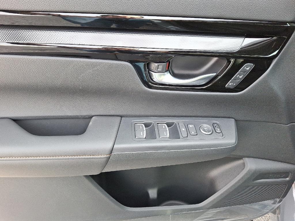 new 2026 Honda CR-V Hybrid car, priced at $42,146