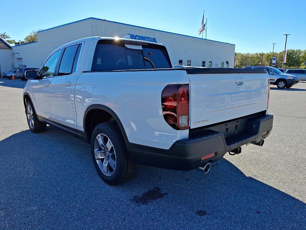 new 2026 Honda Ridgeline car, priced at $43,683