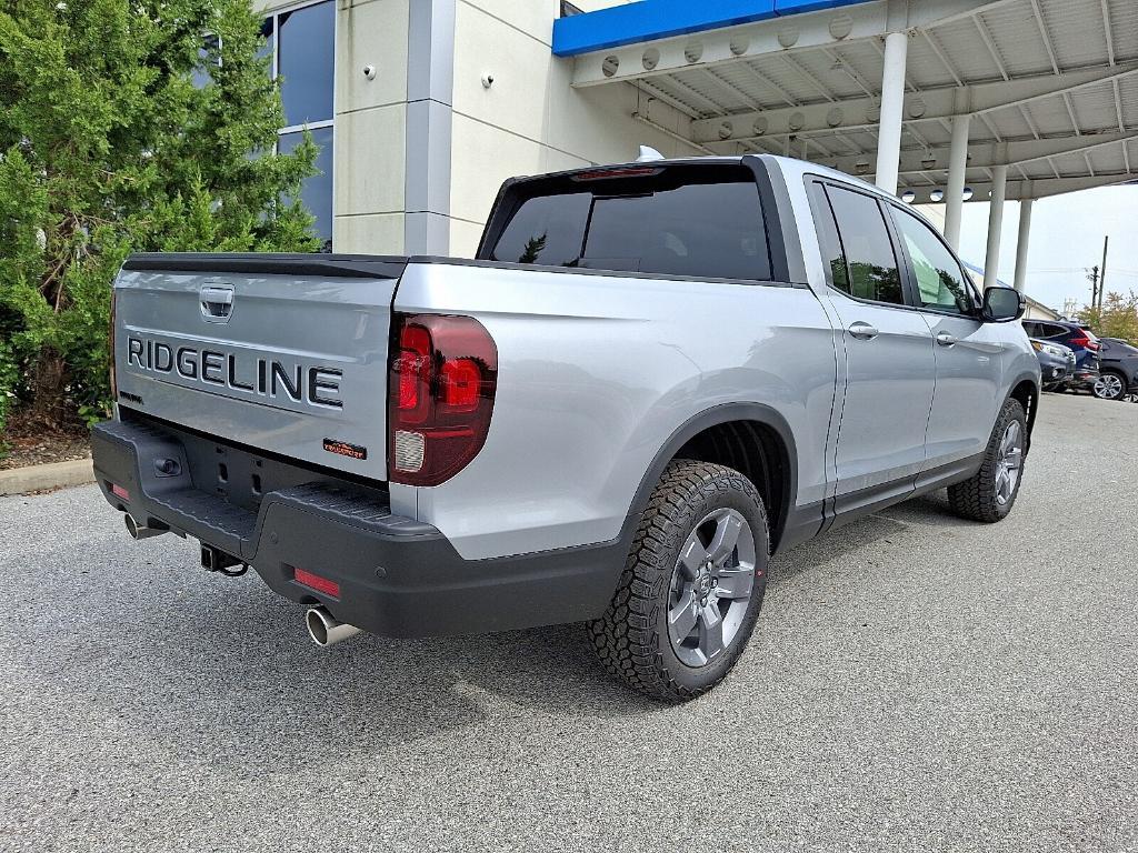 new 2025 Honda Ridgeline car, priced at $45,306