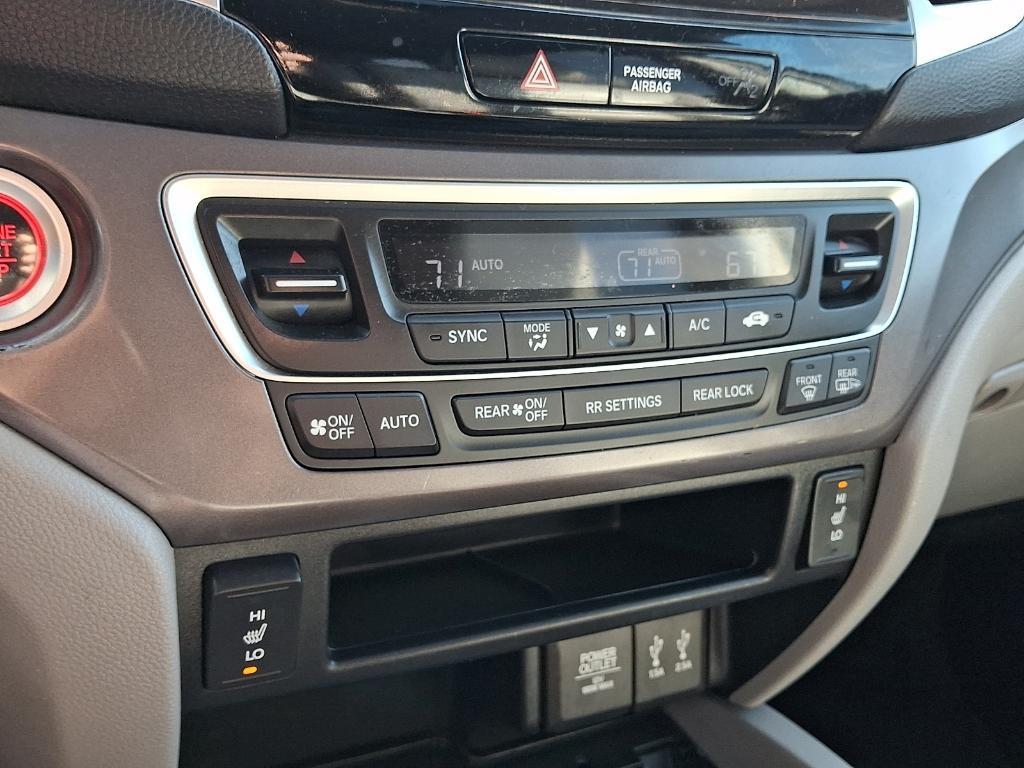 used 2016 Honda Pilot car, priced at $15,489