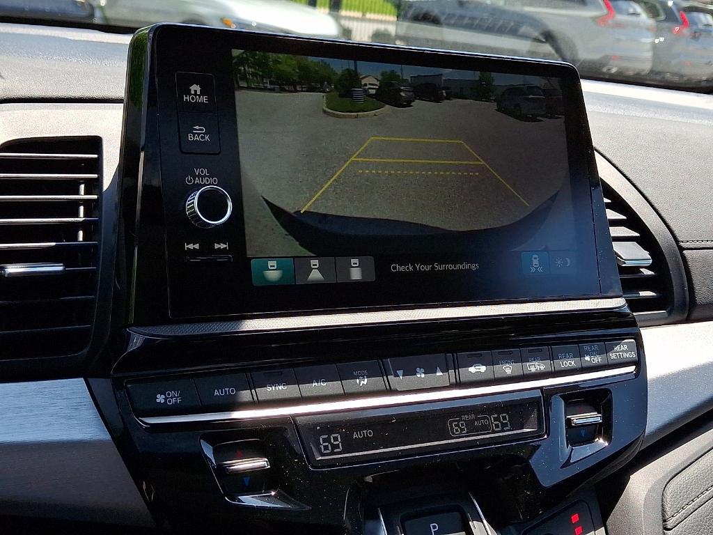 new 2026 Honda Pilot car, priced at $49,683