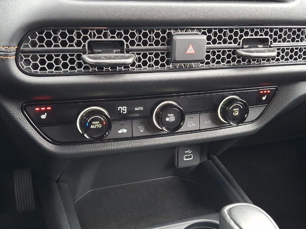 used 2025 Honda HR-V car, priced at $30,450