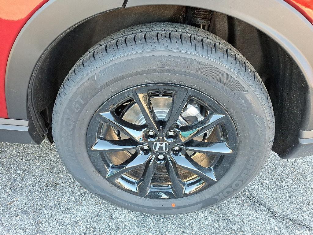 new 2026 Honda CR-V Hybrid car, priced at $41,072