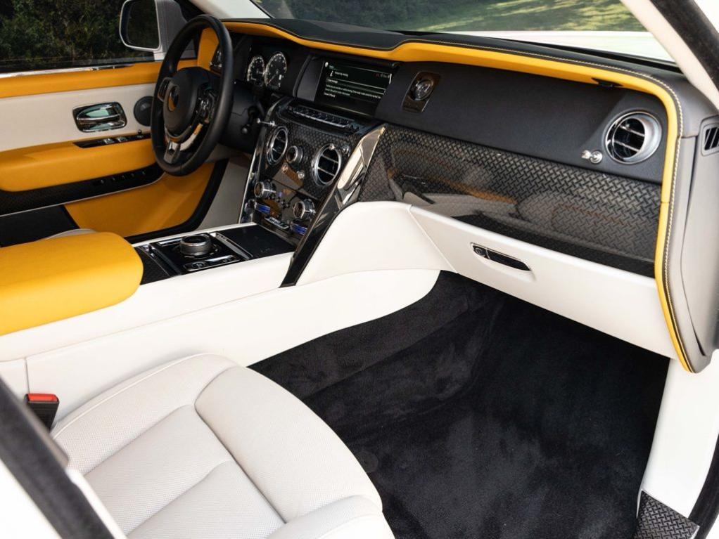 Rolls-Royce Cullinan view 80