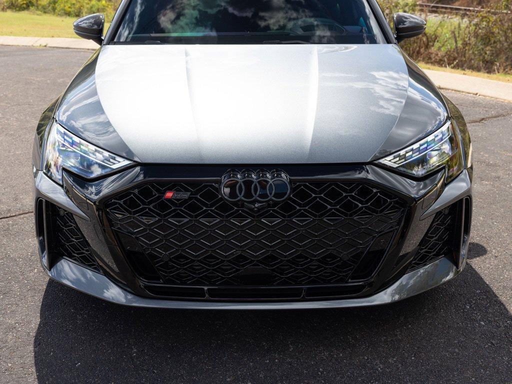 Audi RS3 view 12