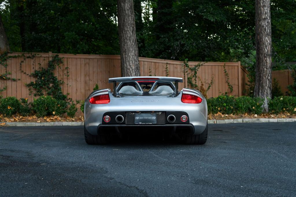 used 2005 Porsche Carrera GT car
