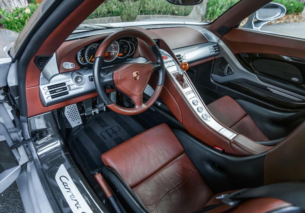used 2005 Porsche Carrera GT car