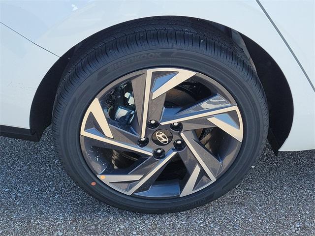 new 2026 Hyundai Elantra car, priced at $28,118