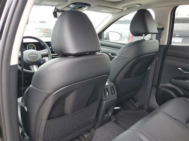new 2026 Hyundai TUCSON Hybrid car, priced at $41,805