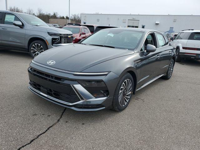 new 2026 Hyundai Sonata Hybrid car, priced at $31,065