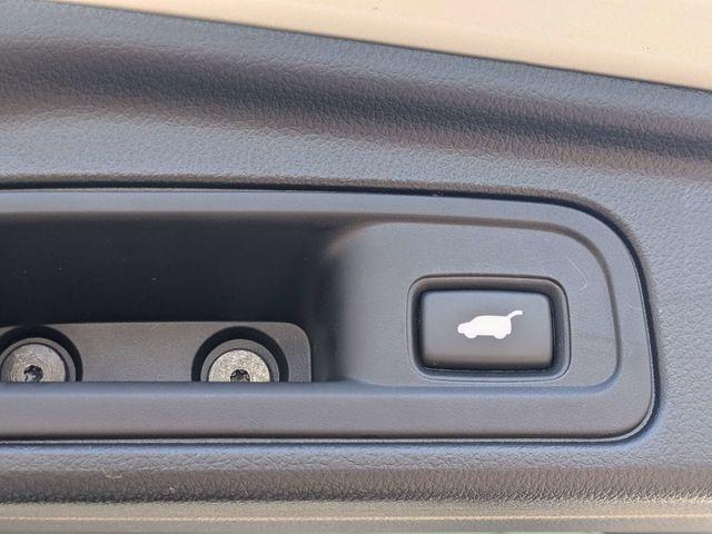 used 2022 Honda Pilot car, priced at $31,057