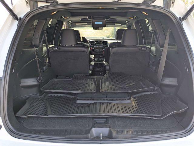 used 2022 Honda Pilot car, priced at $31,057