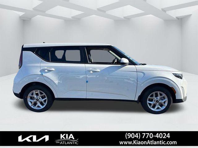 new 2025 Kia Soul car, priced at $21,959