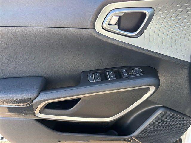 new 2025 Kia Soul car, priced at $21,959