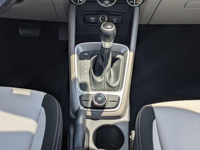 used 2025 Hyundai Venue car, priced at $21,875