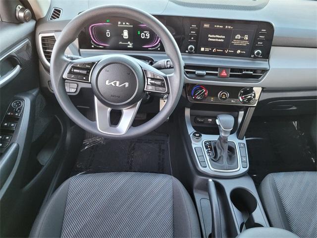 new 2025 Kia Seltos car, priced at $24,607