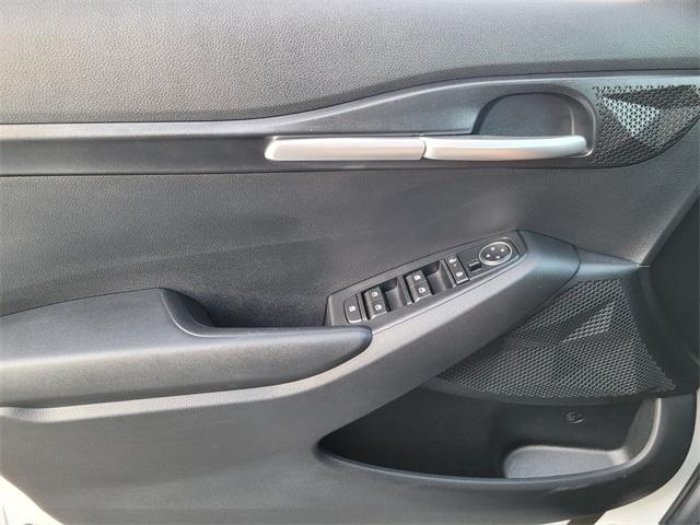 new 2025 Kia Seltos car, priced at $24,607