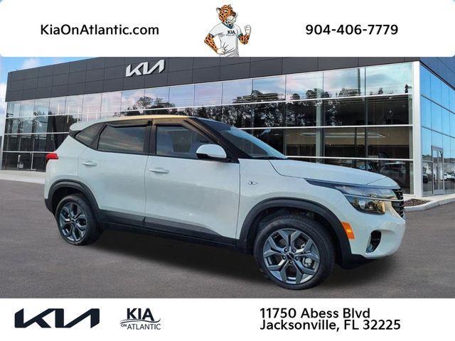 new 2025 Kia Seltos car, priced at $23,607