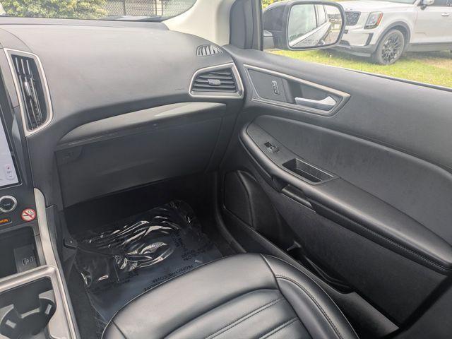 used 2024 Ford Edge car, priced at $22,376
