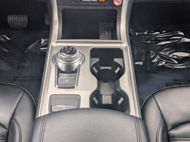 used 2024 Ford Edge car, priced at $22,376
