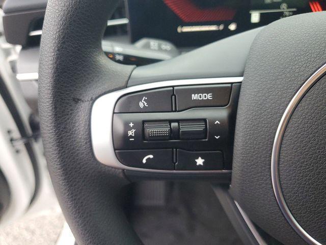 new 2025 Kia K5 car, priced at $28,892