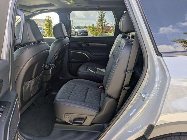 used 2025 Kia Telluride car, priced at $50,002