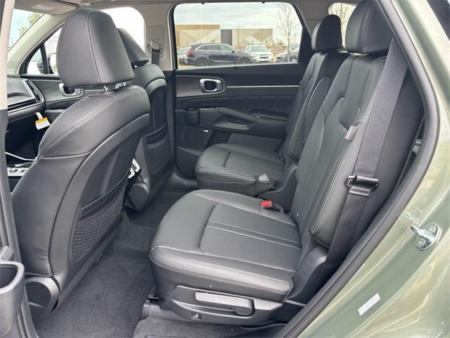 new 2026 Kia Sorento car, priced at $40,792