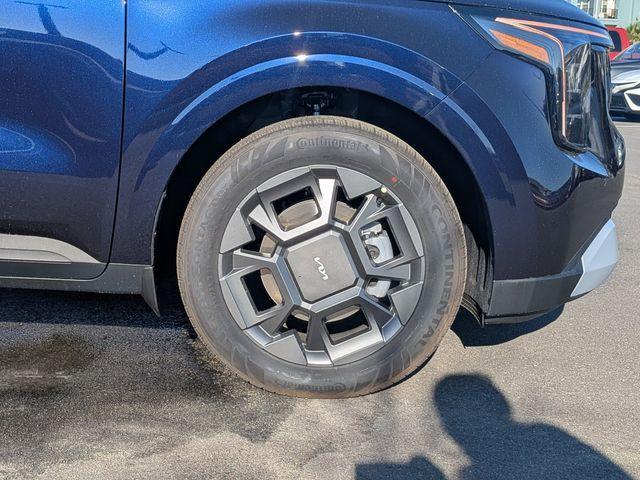 new 2026 Kia Carnival Hybrid car, priced at $41,722