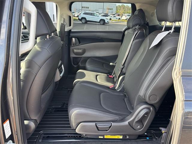 new 2026 Kia Carnival car, priced at $37,945