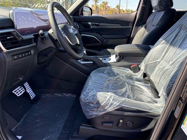 new 2025 Kia Telluride car, priced at $46,505