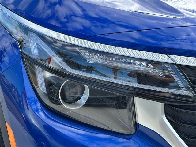 new 2026 Kia Seltos car, priced at $25,183