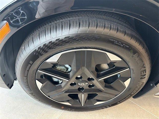 new 2025 Kia EV6 car, priced at $43,352