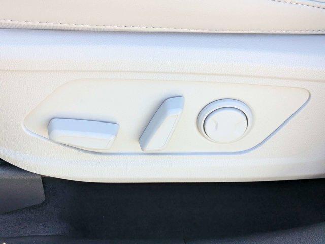 new 2026 Kia Sorento car, priced at $37,842