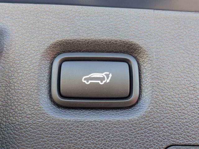 used 2023 Hyundai Santa Fe car, priced at $22,424