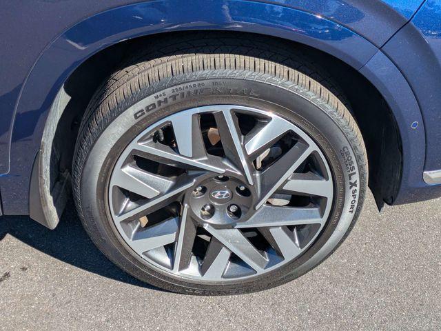 used 2023 Hyundai Santa Fe car, priced at $22,424