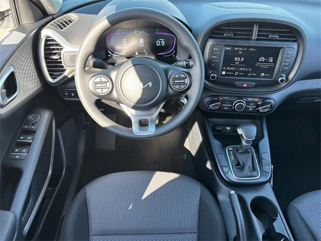 new 2025 Kia Soul car, priced at $21,959