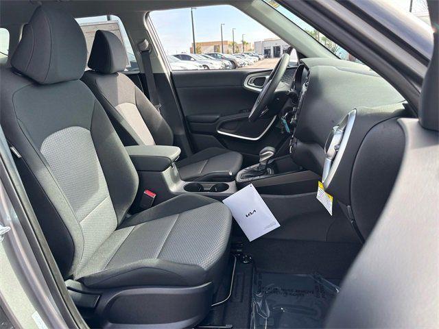 new 2025 Kia Soul car, priced at $21,632