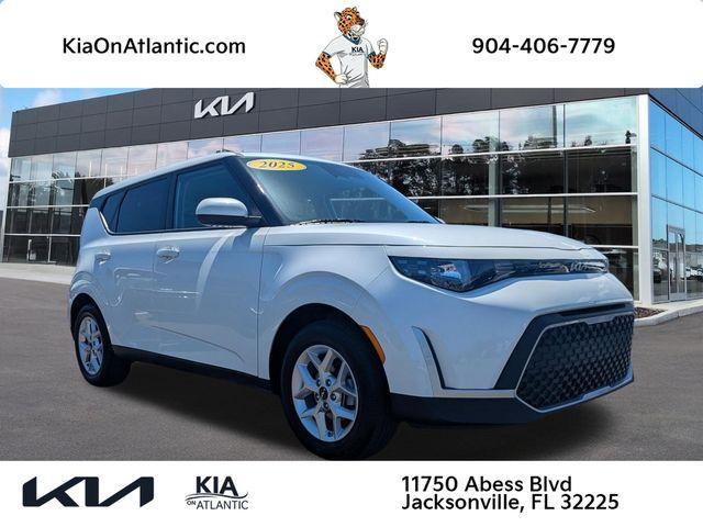 used 2025 Kia Soul car, priced at $21,274