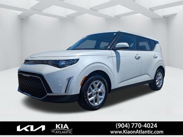 used 2025 Kia Soul car, priced at $21,274