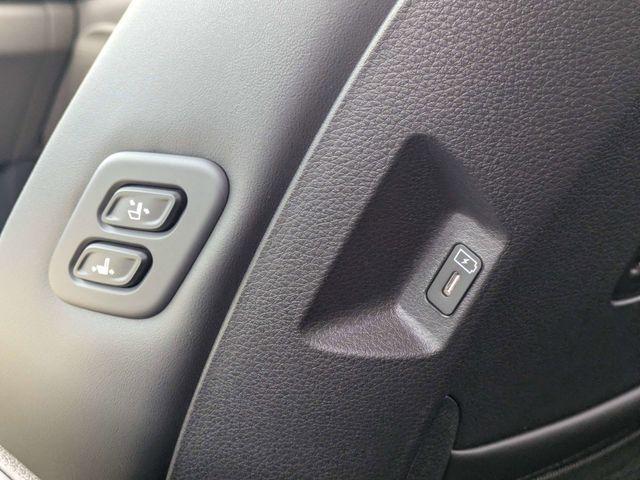 new 2026 Kia Carnival car, priced at $41,080