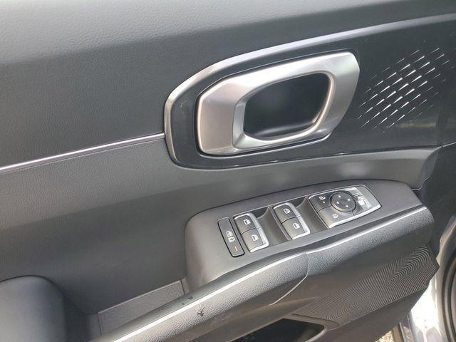 new 2025 Kia Sorento car, priced at $29,419
