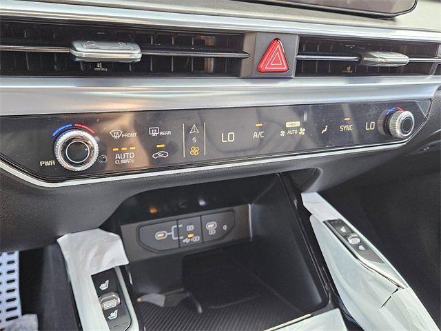 new 2026 Kia Sorento car, priced at $43,670