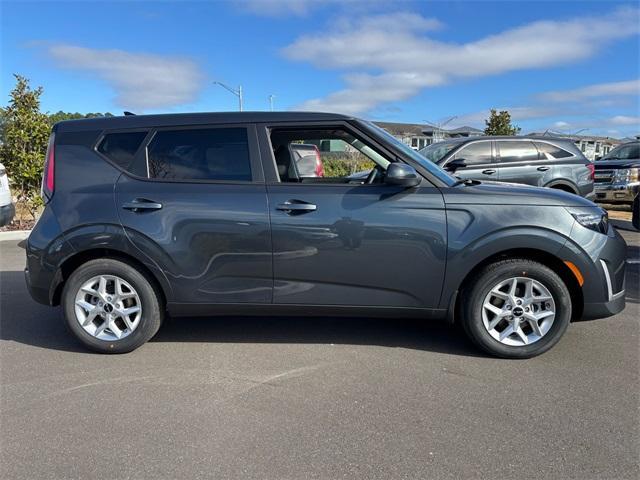new 2025 Kia Soul car, priced at $21,494