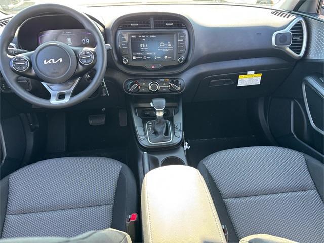 new 2025 Kia Soul car, priced at $21,822