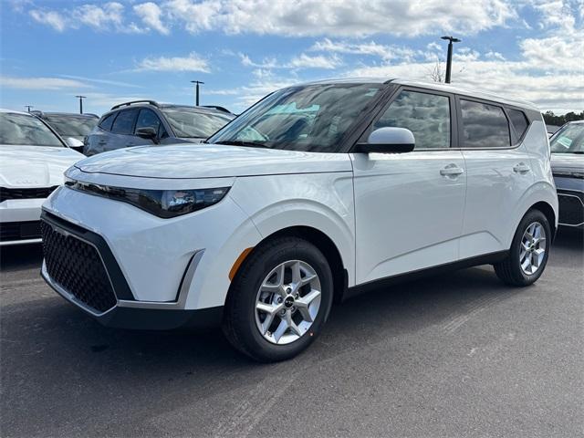 new 2025 Kia Soul car, priced at $21,959