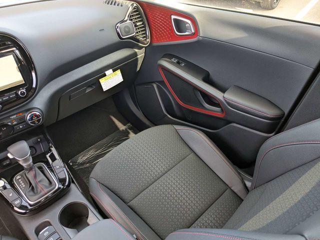 new 2025 Kia Soul car, priced at $27,047