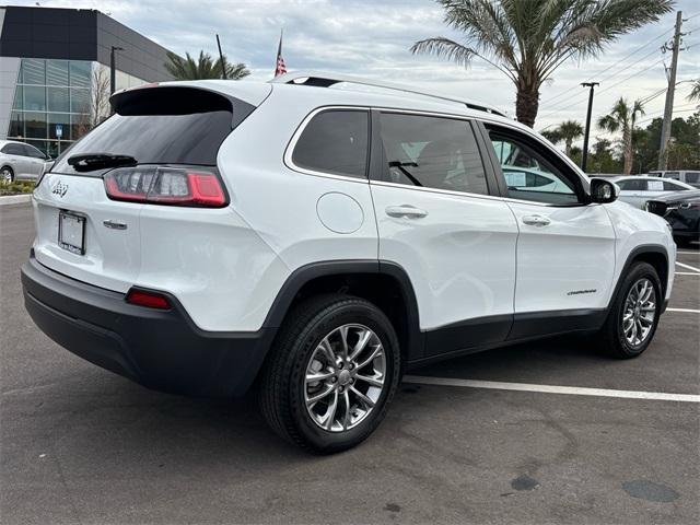 used 2020 Jeep Cherokee car, priced at $15,491