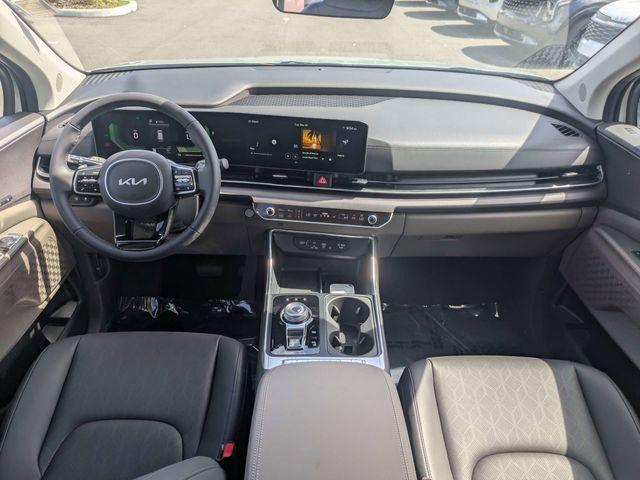 new 2026 Kia Carnival Hybrid car, priced at $42,413