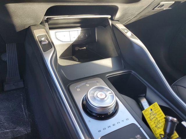 new 2025 Kia Sorento Plug-In Hybrid car, priced at $48,664